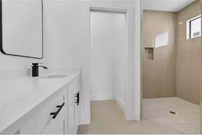 538 Paloma Ave, Lehigh Acres, FL 33974 - Photo 13