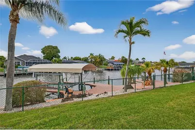 1710 SE 10th Pl, Cape Coral, FL 33990 - Photo 29