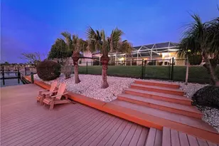 1710 SE 10th Pl, Cape Coral, FL 33990 - Photo 37