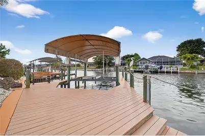 1710 SE 10th Pl, Cape Coral, FL 33990 - Photo 31