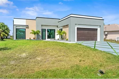 2027 NE 18th St, Cape Coral, FL 33909 - Photo 3