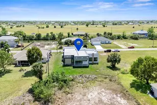 2027 NE 18th St, Cape Coral, FL 33909 - Photo 49