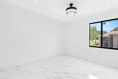 2027 NE 18th St, Cape Coral, FL 33909 - Photo 31