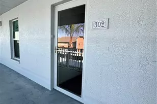 9610 Victoria Ln, Naples, FL 34109 - Photo 3