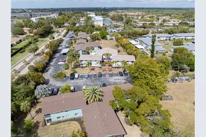 8141 Country Rd #202, Fort Myers, FL 33919 - Photo 9