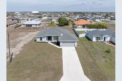 1027 NW 19th St, Cape Coral, FL 33993 - Photo 3