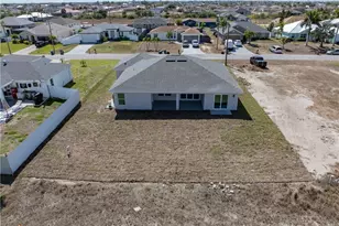 1027 NW 19th St, Cape Coral, FL 33993 - Photo 7