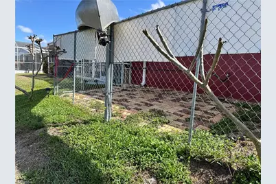 42 NE 13th Ave, Cape Coral, FL 33909 - Photo 47