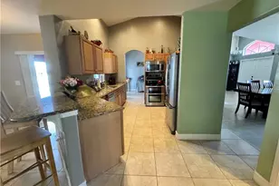 42 NE 13th Ave, Cape Coral, FL 33909 - Photo 11