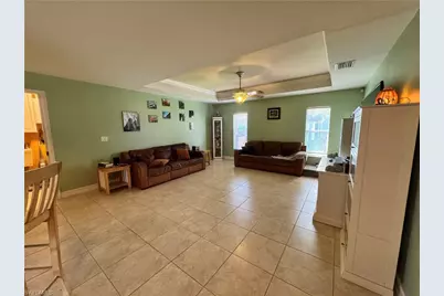 42 NE 13th Ave, Cape Coral, FL 33909 - Photo 7