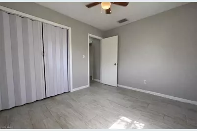 424 Cactus Cir, Lehigh Acres, FL 33936 - Photo 9