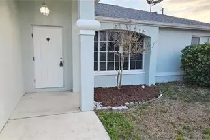 510 SE 27th Terrace, Cape Coral, FL 33904 - Photo 5