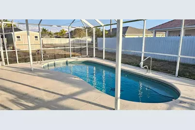 510 SE 27th Ter, Cape Coral, FL 33904 - Photo 3