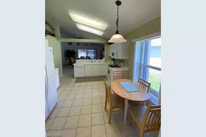 13317 Queen Palm Run, North Fort Myers, FL 33903 - Photo 7