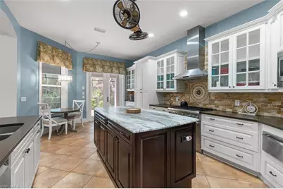 3821 River Point Dr, Fort Myers, FL 33905 - Photo 9