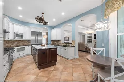 3821 River Point Dr, Fort Myers, FL 33905 - Photo 7