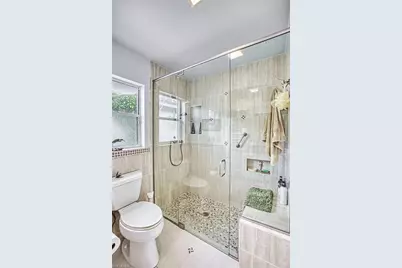 9917 Las Casas Dr, Fort Myers, FL 33919 - Photo 25