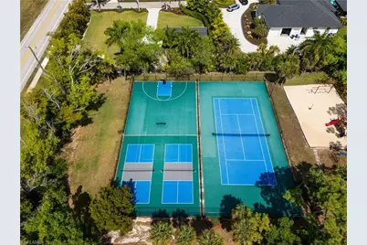 9710 Las Casas Dr, Fort Myers, FL 33919 - Photo 49
