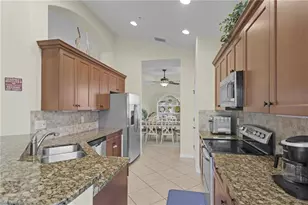 6645 Alden Woods Cir, Naples, FL 34113 - Photo 5