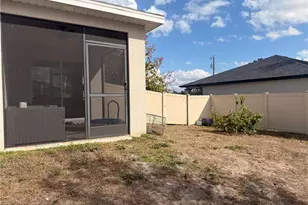 2624 NE 7th Ave, Cape Coral, FL 33909 - Photo 21