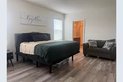 2624 NE 7th Ave, Cape Coral, FL 33909 - Photo 11