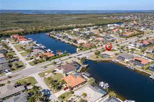2724 SW 45th St, Cape Coral, FL 33914 - Photo 3