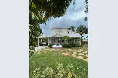 2579 2nd St, Fort Myers, FL 33901 - Photo 1