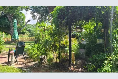 2579 2nd St, Fort Myers, FL 33901 - Photo 27