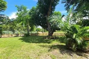 2579 Second St, Fort Myers, FL 33901 - Photo 29