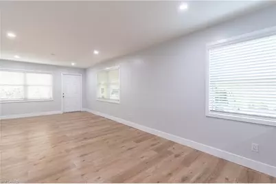 1100 8th Ave S #105A, Naples, FL 34102 - Photo 5