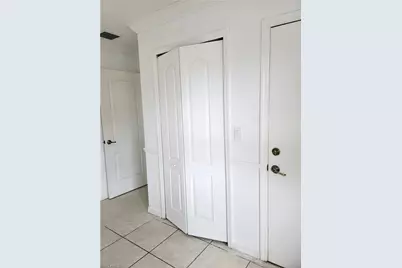 1014 Country Club Blvd #2, Cape Coral, FL 33990 - Photo 5