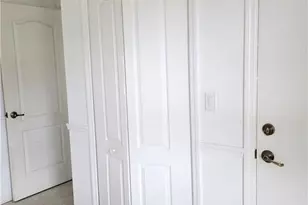 1014 Country Club Blvd, Cape Coral, FL 33990 - Photo 5