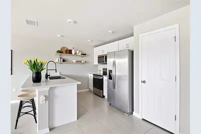 4214 NE 20th Ct, Cape Coral, FL 33909 - Photo 3