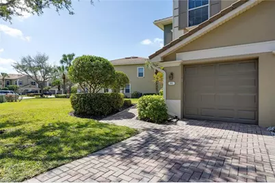 3181 Cottonwood Bend #901, Fort Myers, FL 33905 - Photo 3