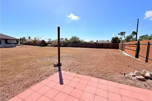 3600 NE 8th Pl, Cape Coral, FL 33909 - Photo 35