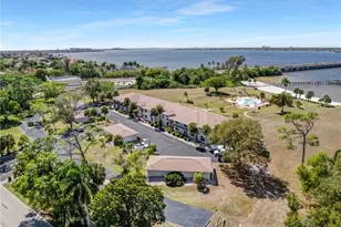 12498 Riverside Dr, Fort Myers, FL 33919 - Photo 37