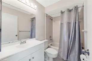 12498 Riverside Dr, Fort Myers, FL 33919 - Photo 27