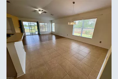 8000 Fountain Mist Blvd, Lehigh Acres, FL 33972 - Photo 21