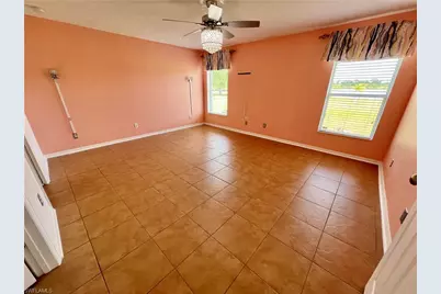 8000 Fountain Mist Blvd, Lehigh Acres, FL 33972 - Photo 11