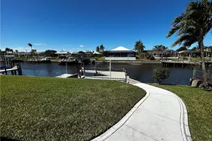 1926 SE 10th Pl, Cape Coral, FL 33990 - Photo 13