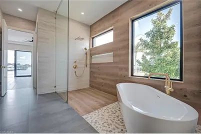 3413 NW 9th Ter, Cape Coral, FL 33993 - Photo 25