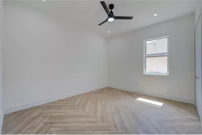 816 NW 39th Ave, Cape Coral, FL 33993 - Photo 35