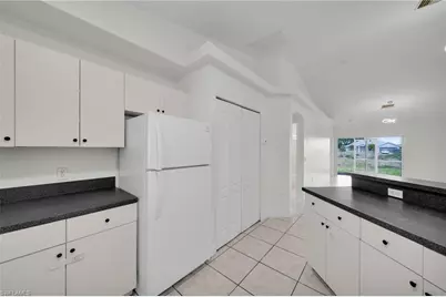 2033 Andalusia Blvd, Cape Coral, FL 33909 - Photo 3