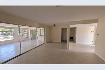 1329 Oaklawn Ct, Fort Myers, FL 33919 - Photo 7