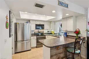 17034 Golfside Cir, Fort Myers, FL 33908 - Photo 13