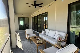 11051 Pebble Spgs Run, Fort Myers, FL 33913 - Photo 9