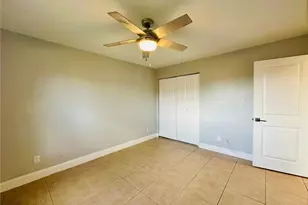 709 SE 8th Terrace, Cape Coral, FL 33990 - Photo 7