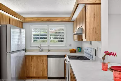 1414 Park Shore Cir #2, Fort Myers, FL 33901 - Photo 13