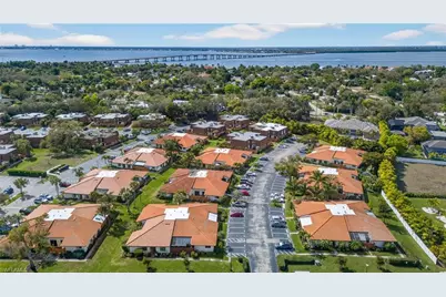 1414 Park Shore Cir #2, Fort Myers, FL 33901 - Photo 25