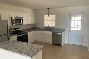 11296 Summerwinds Ct, Fort Myers, FL 33908 - Photo 5